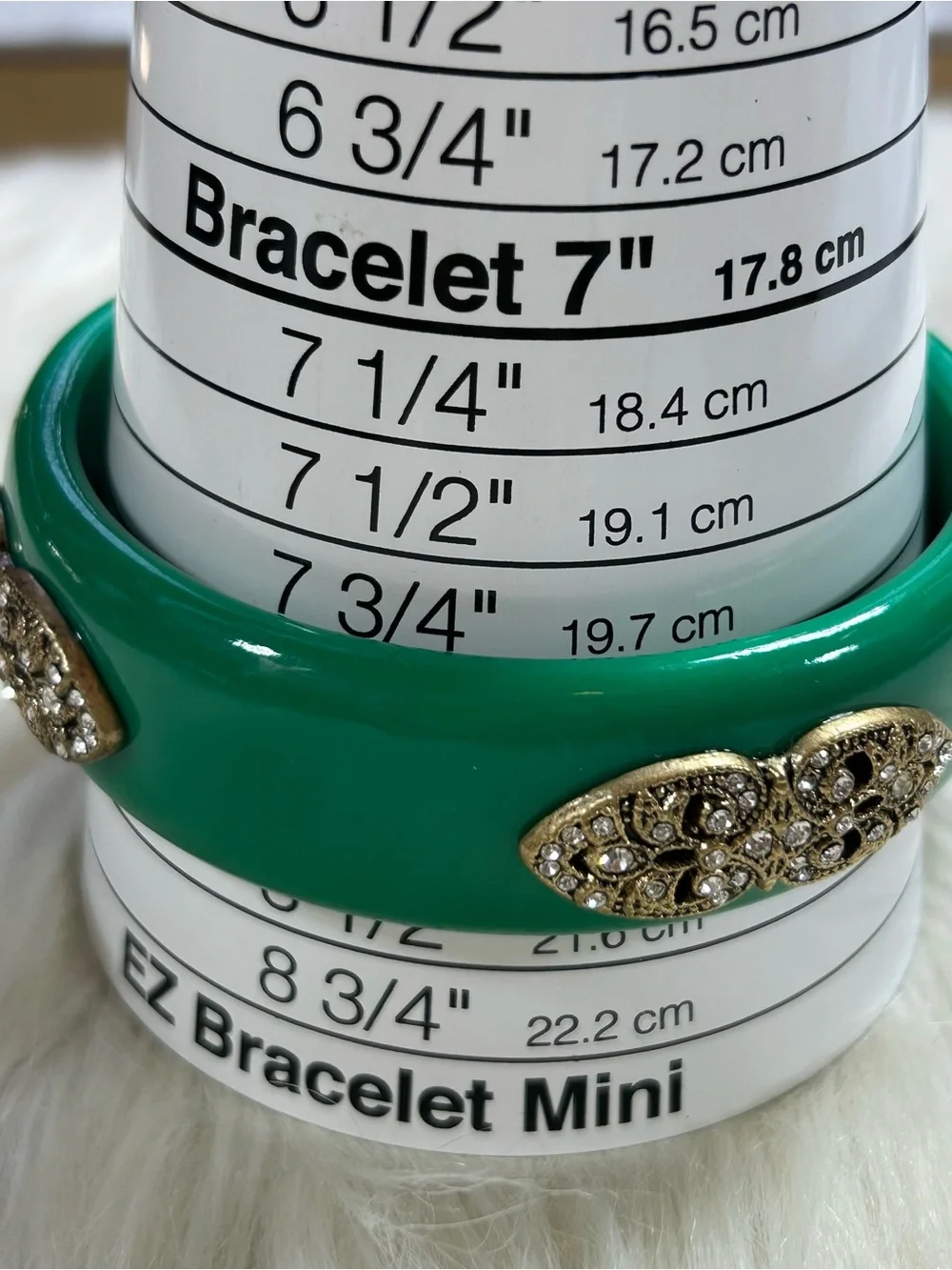 Premier Designs faceted rhinestones bangle bracelet